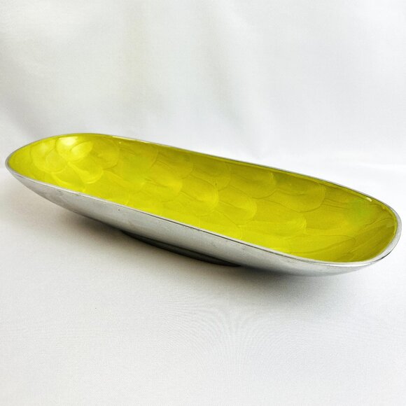Handcrafted Enamel Over Metal Tray Bowl Lime Green Petal by Artisan D’Orient 14” - Picture 1 of 10